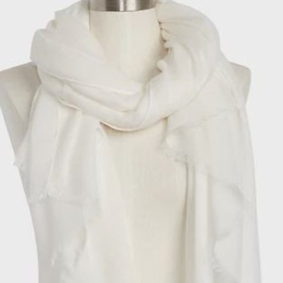 GAP Knit Scarf, White, 36" x 75" Rectangular, Viscose Rayon Blend - Picture 2 of 4